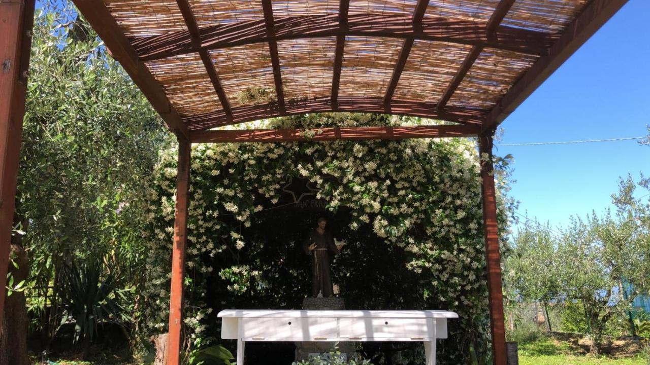Oasi Madre Della Pace Couette-café Sorrente