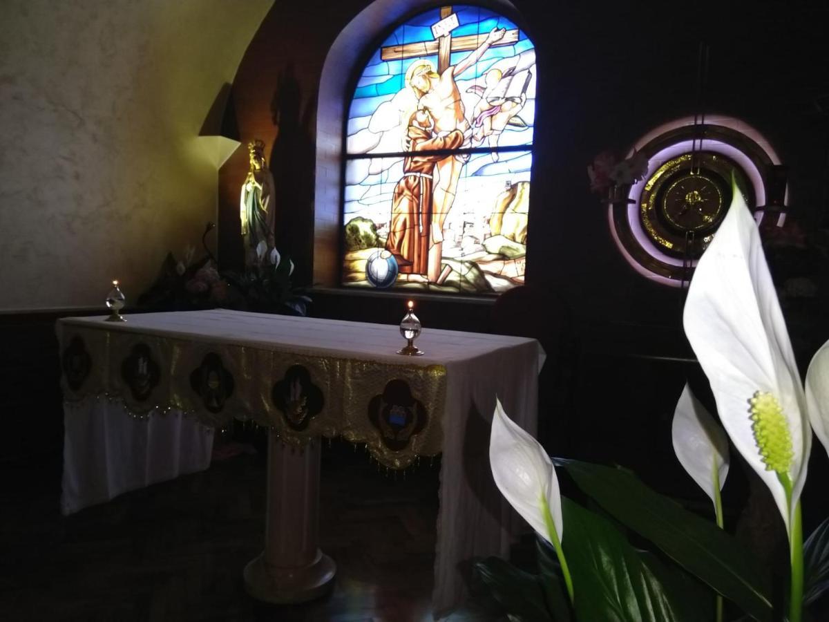 Bed & Breakfast Oasi Madre Della Pace Sorrento